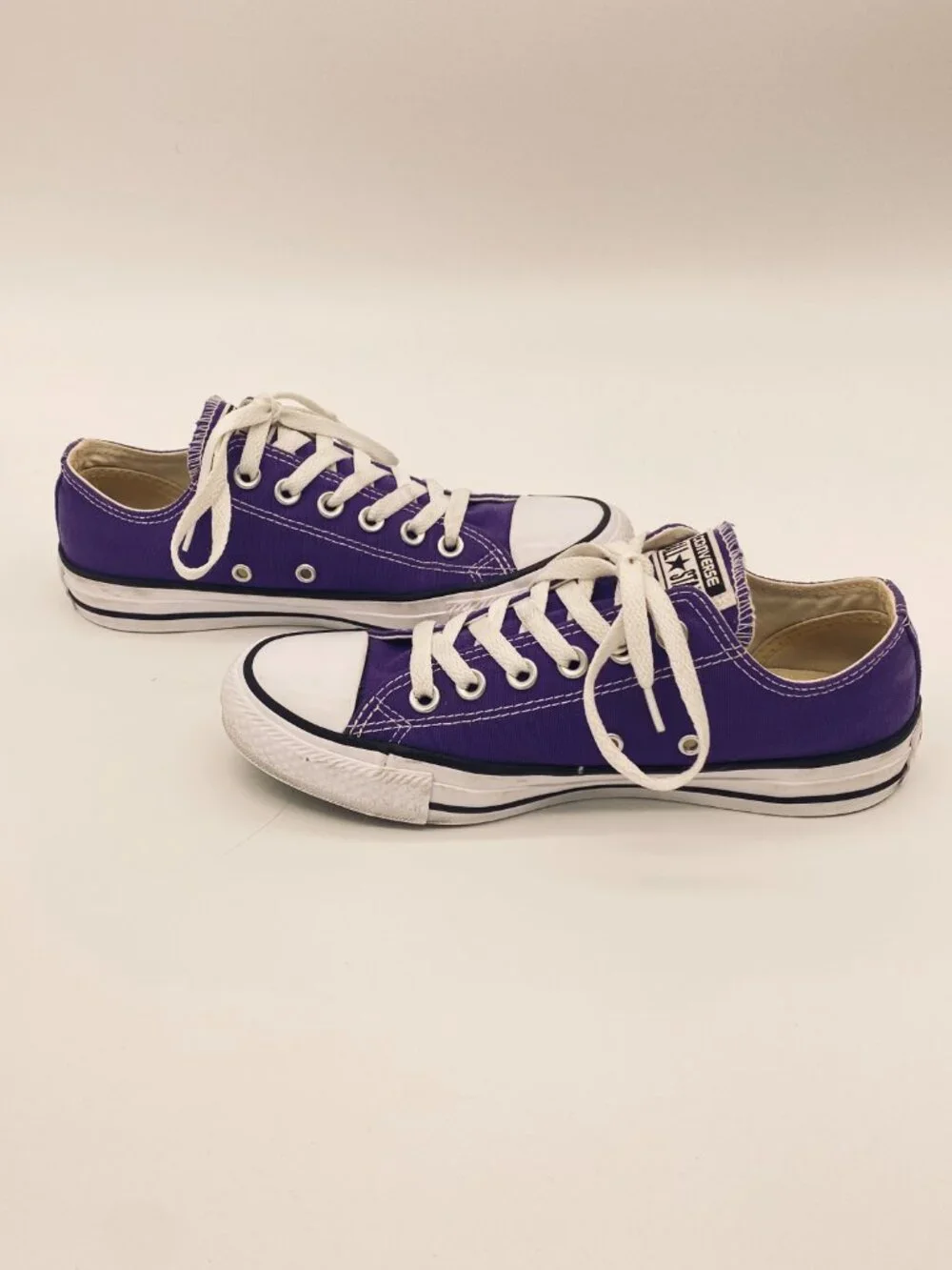 Converse Chuck Taylor All Star Men's 4.5 Women's 6.5 Low-Top-Electric Purple - Picture 7 of 9
